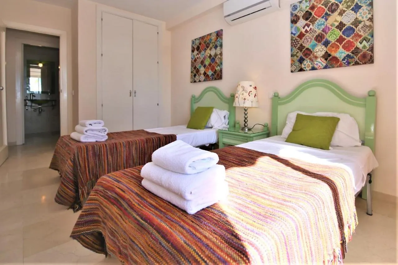 Apartment London Estepona