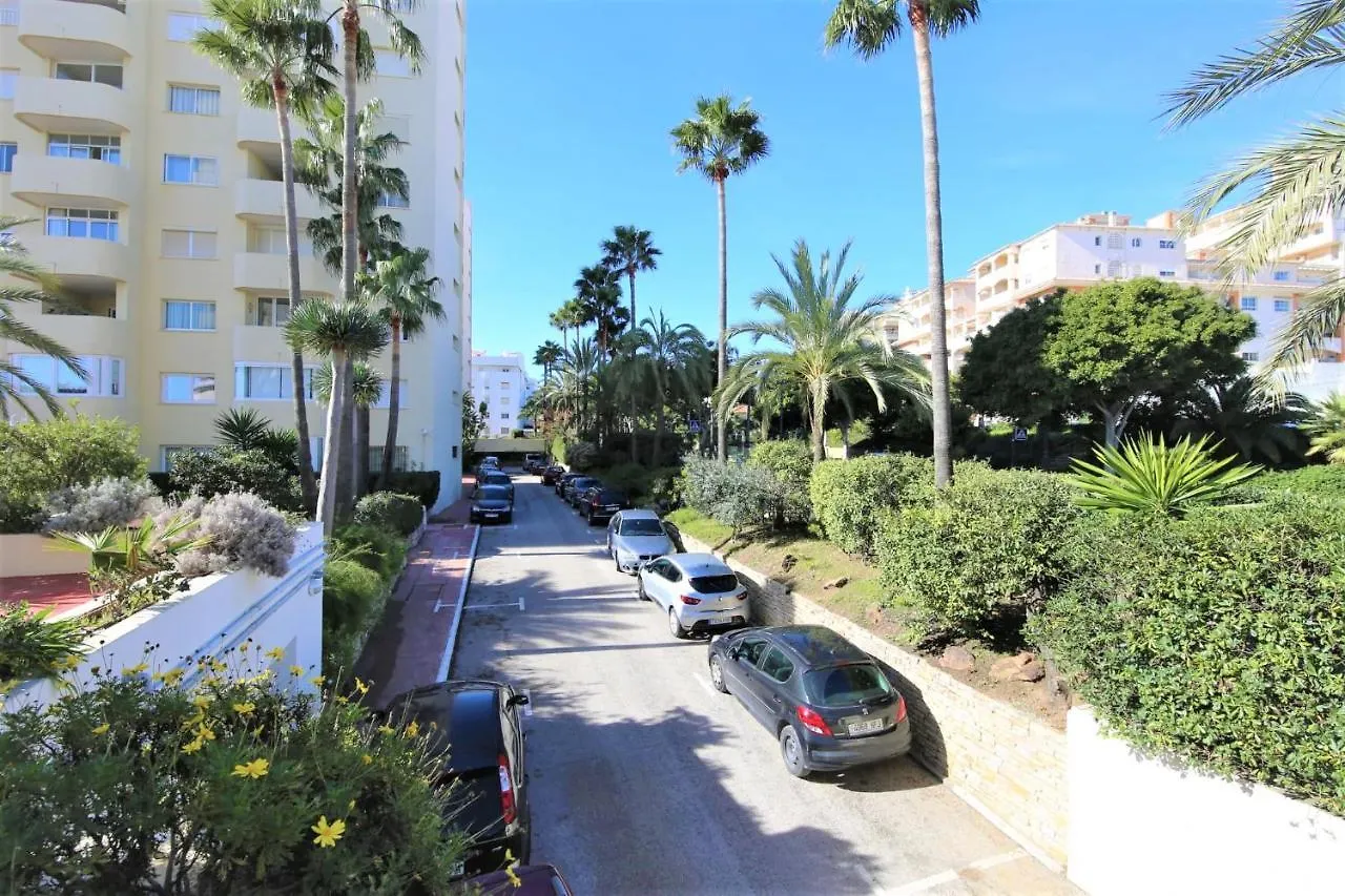Apartment London Estepona Spain