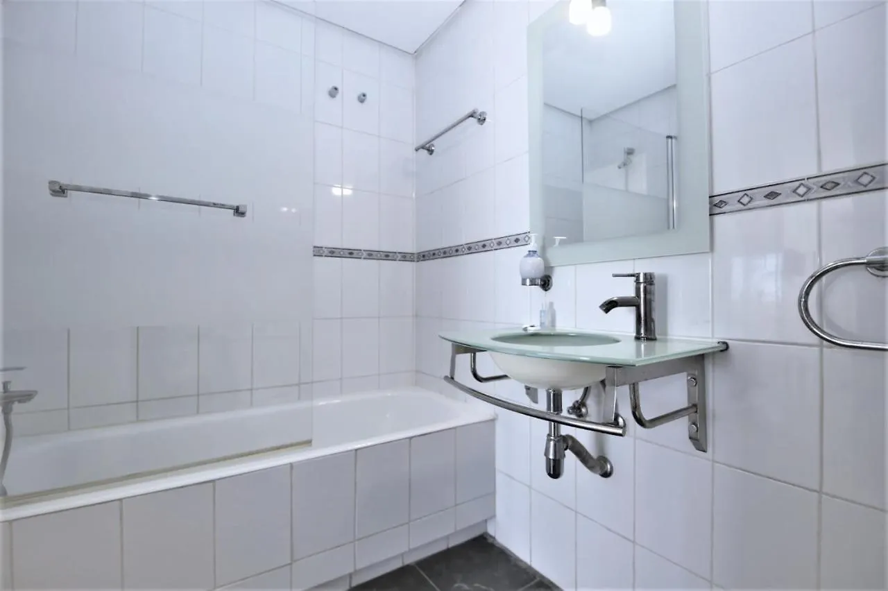 Apartment London Estepona 0*,  Spain